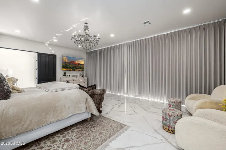Master bedroom/bathroom was added on in 2022.