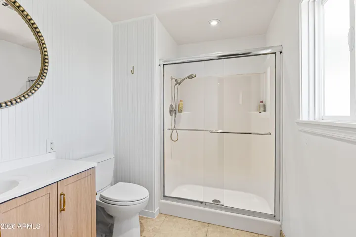 Great and clean bathroom.