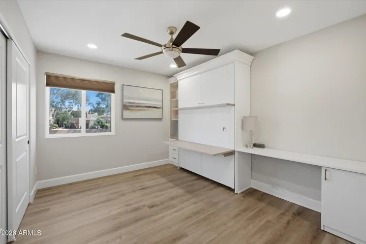 Guest Suite 2/2, Murphy bed UP