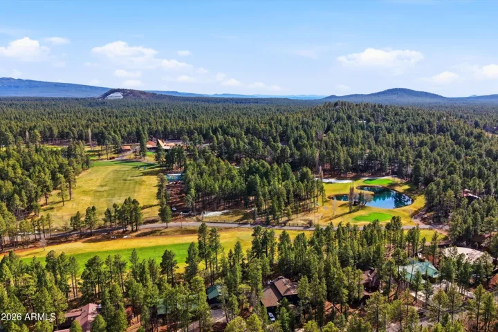 Close Proximity To Pinetop Country Club Golf Club