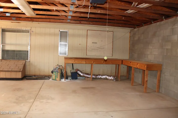 Work benches