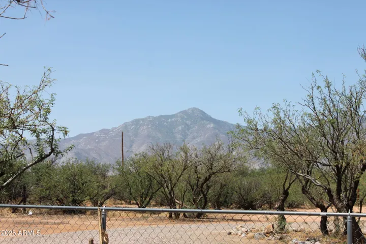 Trees, views...short distance to paved road
