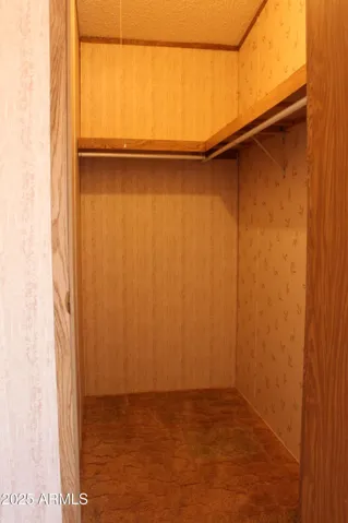Walk in closet in BR 3