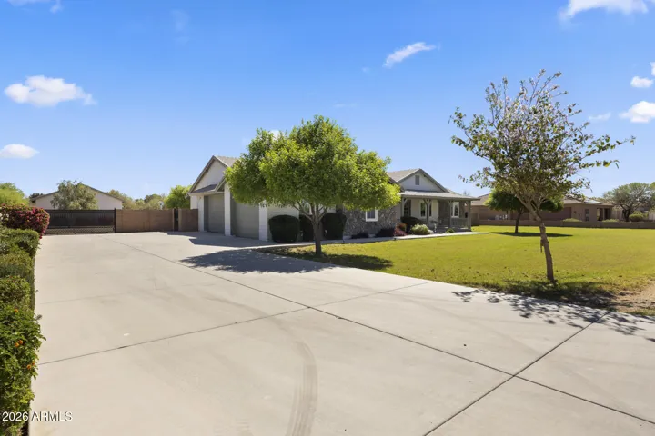 additional driveway photo
