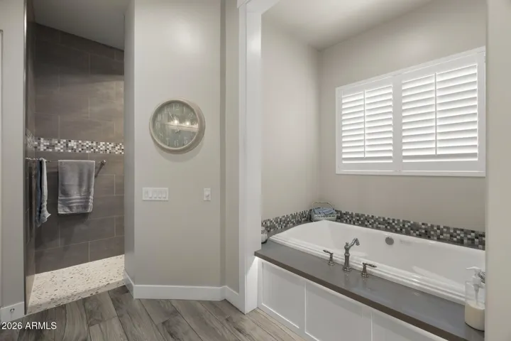 primary suite bath