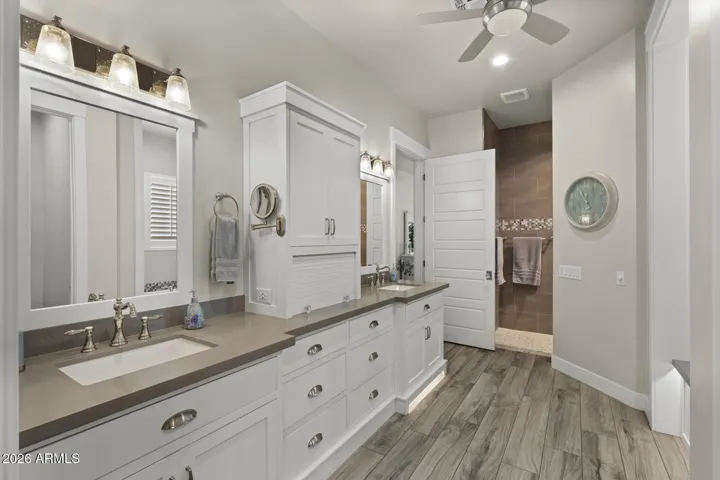 primary suite bath