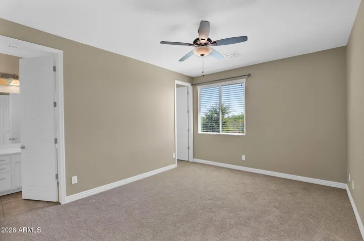 Upstairs Bedroom #4