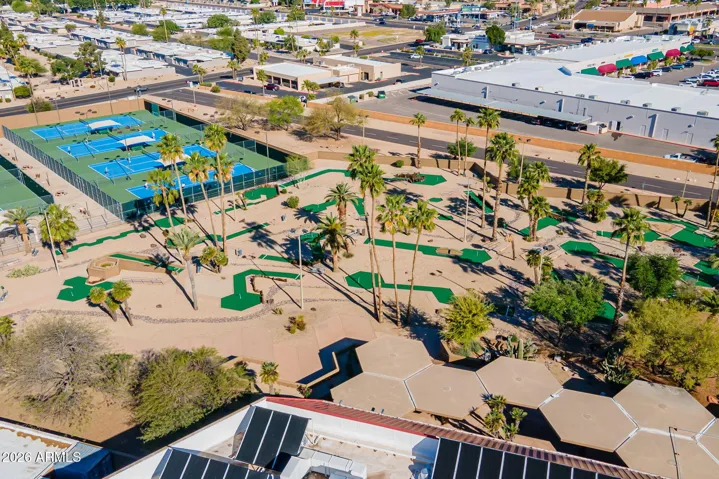 4 rec centers, 8 golf courses, bowling, and so much more!