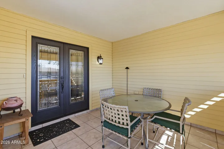 Front porch sitting area