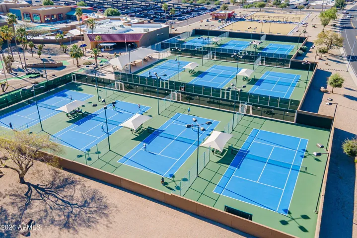 4 rec centers, 8 golf courses, bowling, and so much more!
