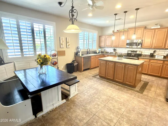 New Light fixtures, backsplash and fresh painted!