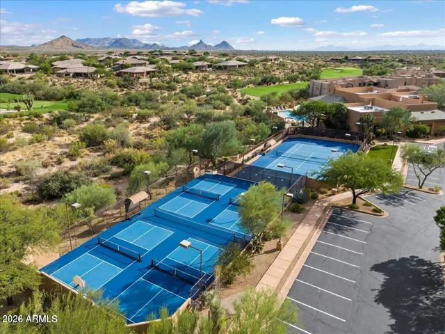 Pickleball and Tennis Courts