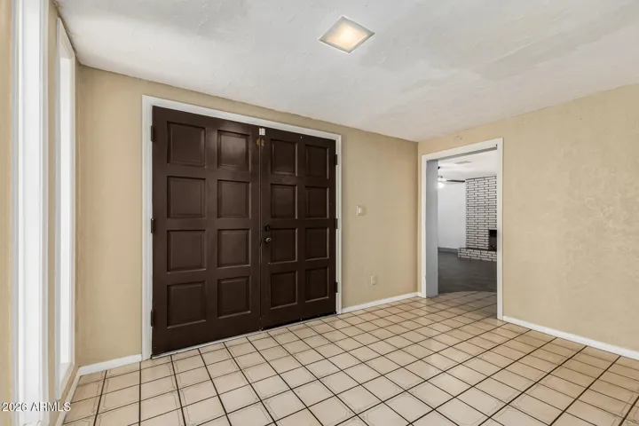 Room to the right is the bonus/game room (great office, large bedroom, guest room, playroom, hobby room - tons of possibilities!)