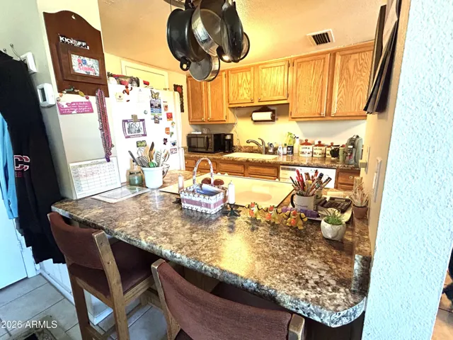 breakfast bar