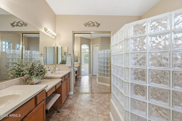 Primary bath