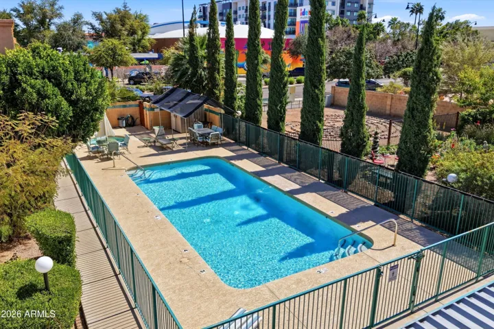 Community Pool & Spa