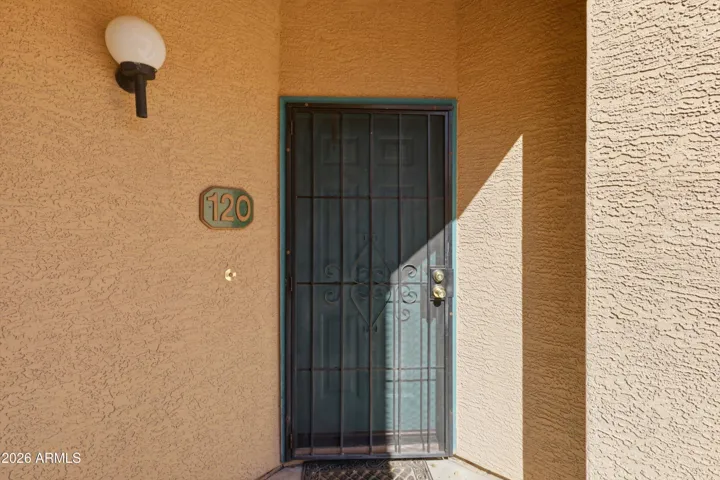225 W. 1st Street, #120