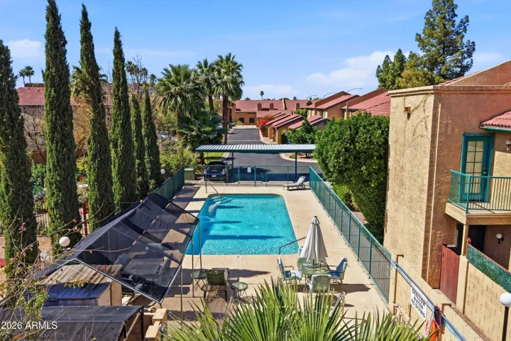 Community Pool & Spa