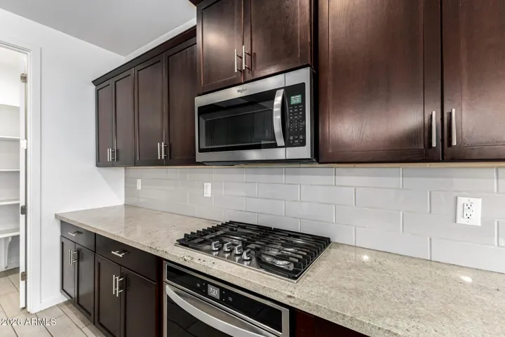 GAS RANGE - STAINLESS APPLIANCES