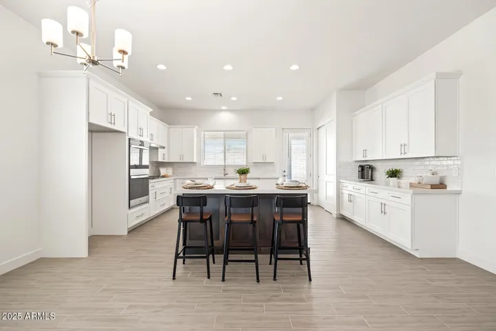 Previous spec gourmet kitchen