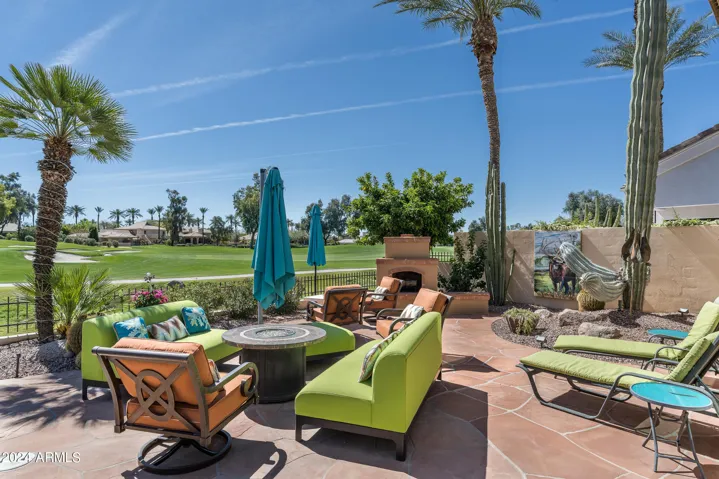 Lounging area