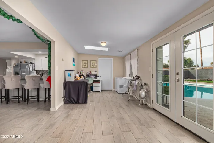 Extra/Bonus Room