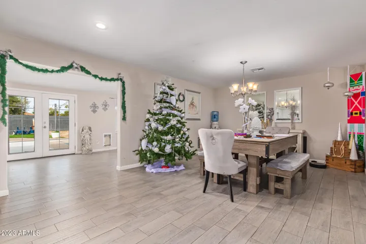Dining Room/Kitchen
