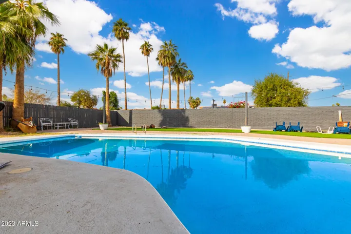 Backyard/Pool