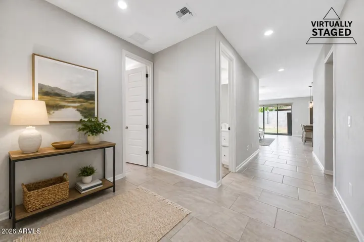 Virtually staged - Tall ceilings feels high end!
