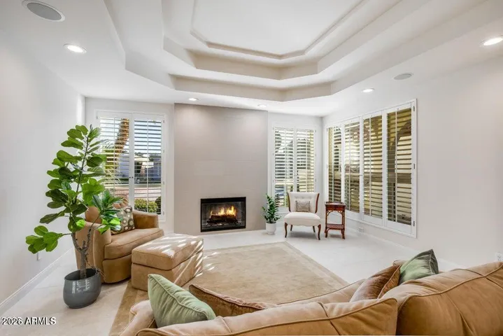 Big flex room, could be used as family room, office, exercise room or a 4th bedroom with fireplace! With outside windows.