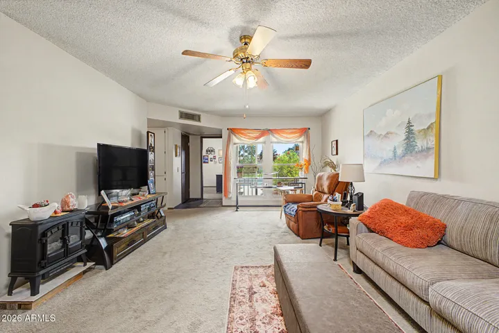 pprox 16'x12' Living Room