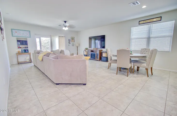 Living Room/Dining 1