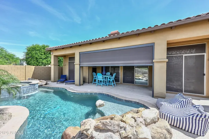 The three sets of automatic sun shade will keep your house cool year round.