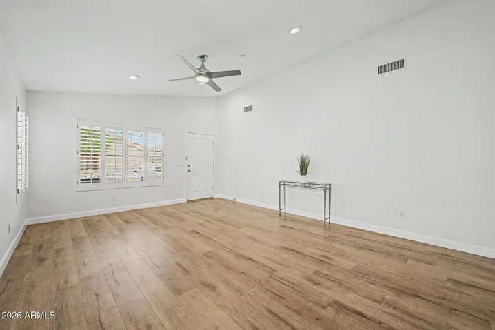 Living Room / Entrance