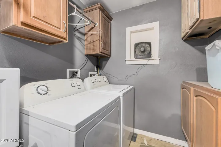 Inside laundry(split bedroom)
