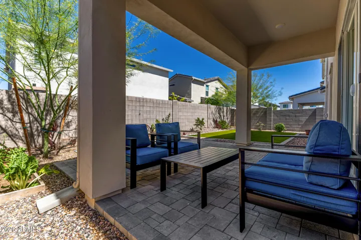 Prime Location in Arabella!