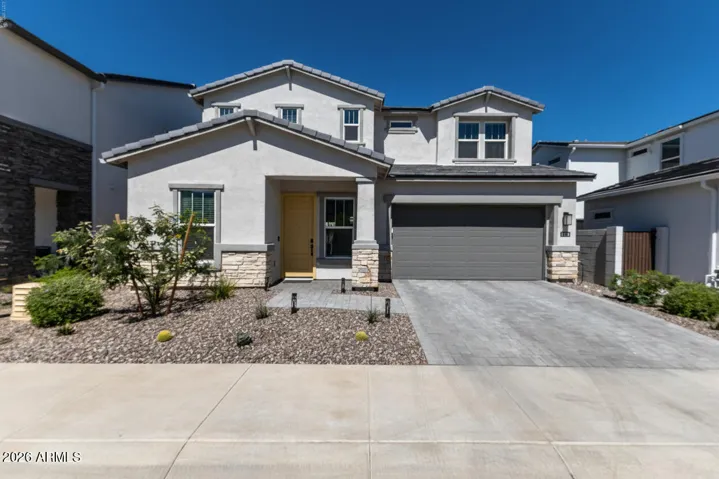 Prime Location in Arabella!