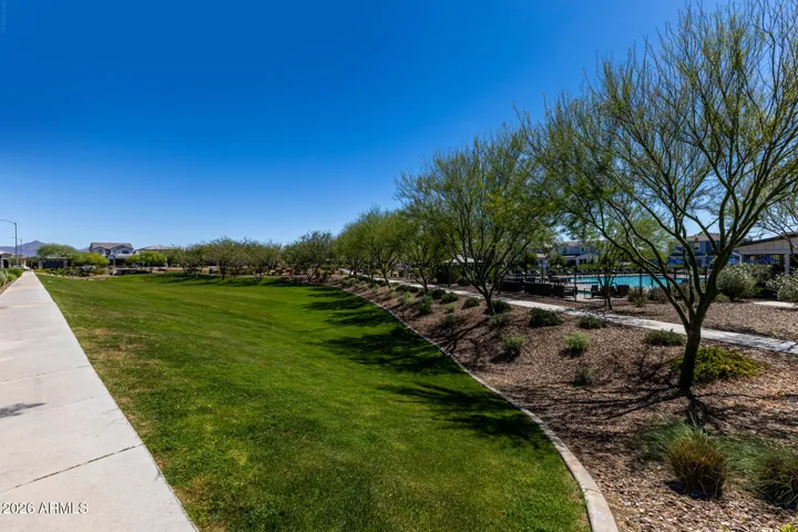 Prime Location in Arabella!