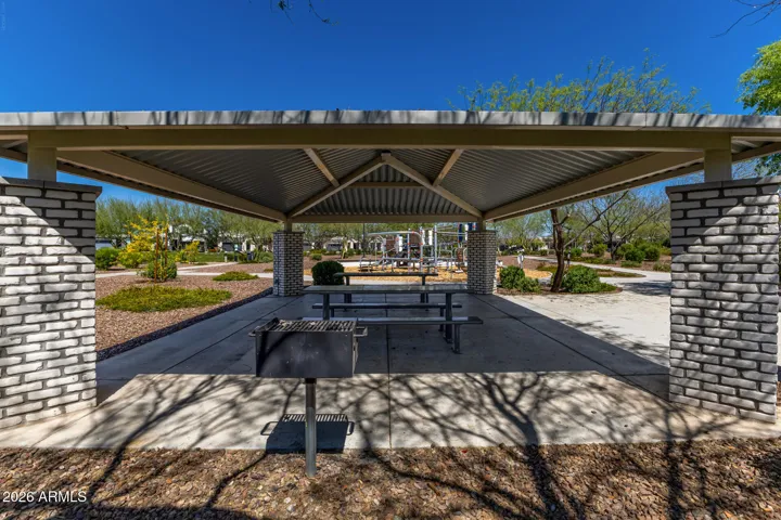 Prime Location in Arabella!