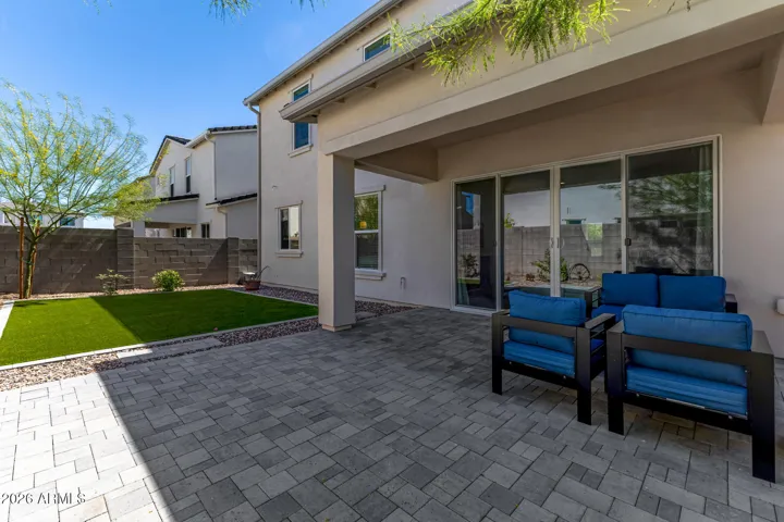 Prime Location in Arabella!