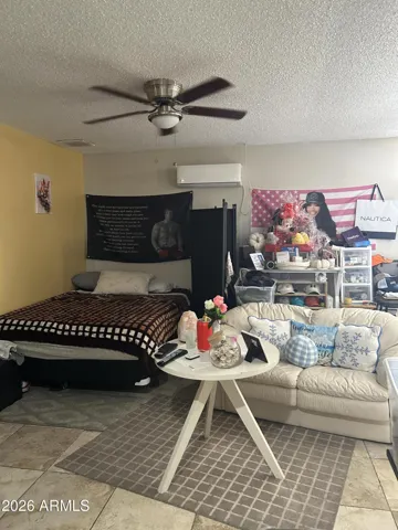 Studio Unit