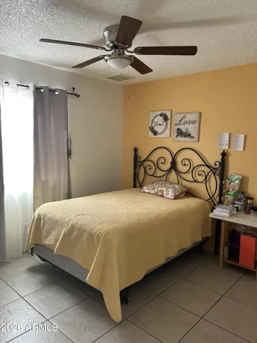 Main House - Bedroom 2