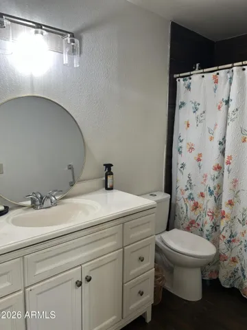 Main House - Bathroom 2