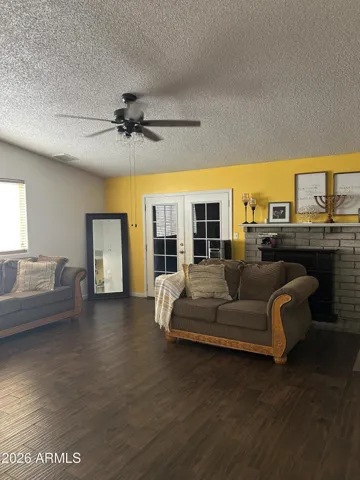 Main House - Living Room