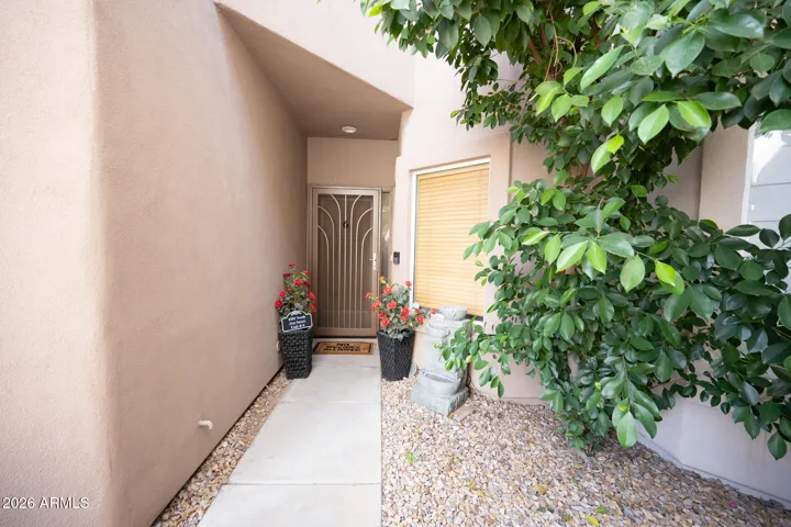 Lovely entrance with yard fountain