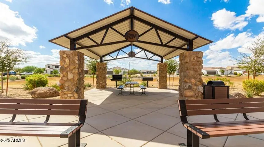 Rancho Mercado Community