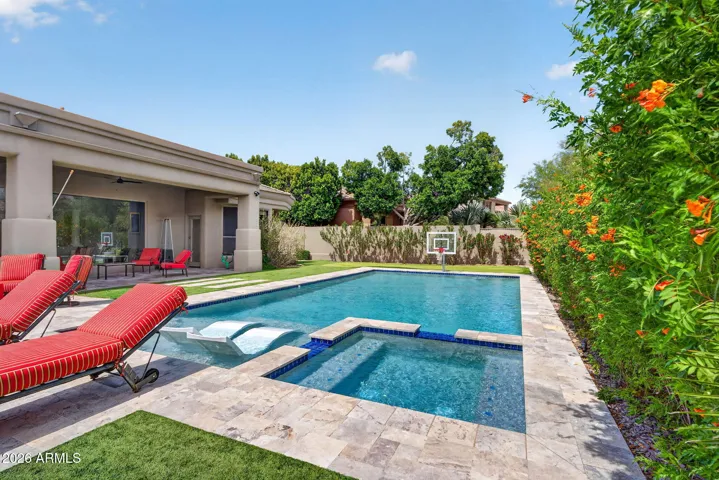 Pool and spa have independent heaters!