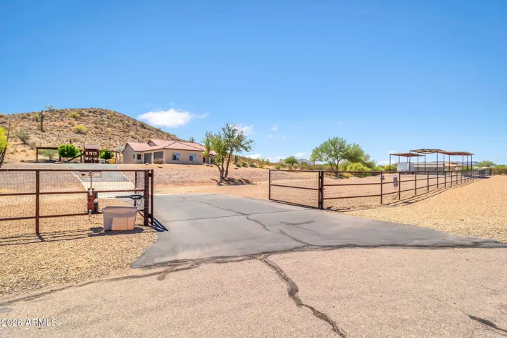 Private electric gated entry