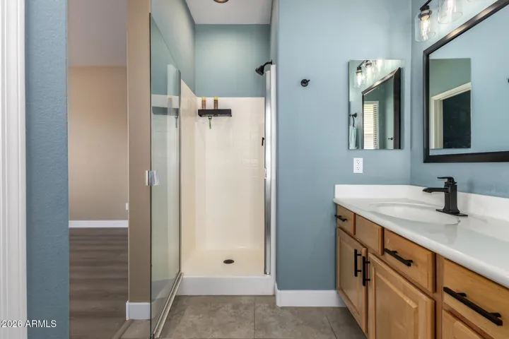 Separate shower for additional privacy