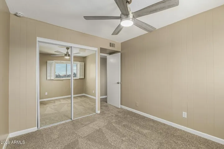 Bed 3 with Mirrored Closet Doors